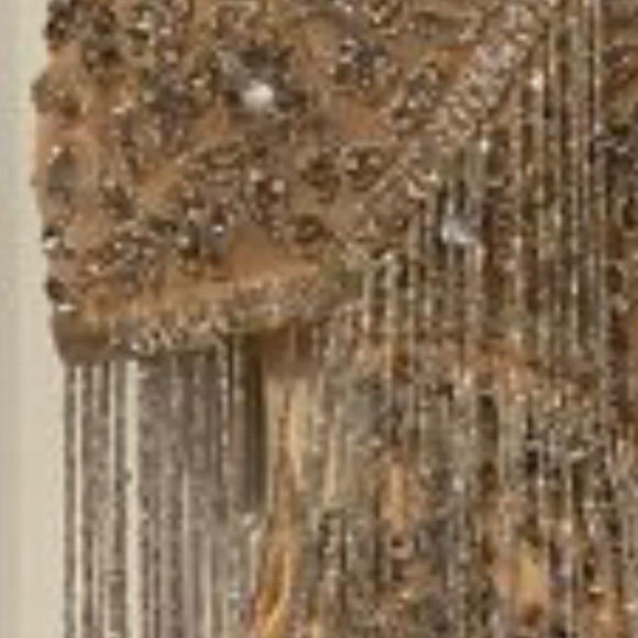 Beaded MacDuggal Size 8 dress - Picture 7 of 10